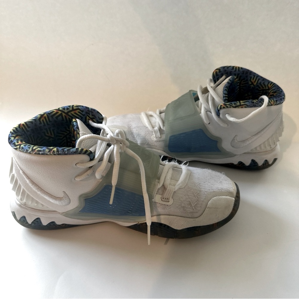 Nike Kyrie 6 white “sapphire” size 6.5